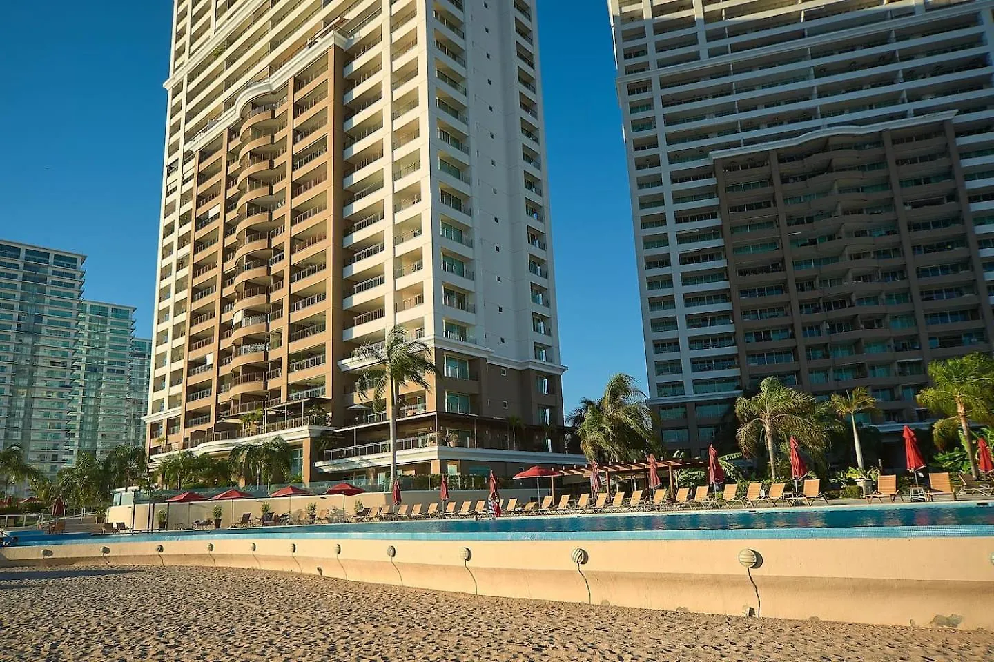 Grand Venetian Beachfront Condos Puerto Vallarta Apartman