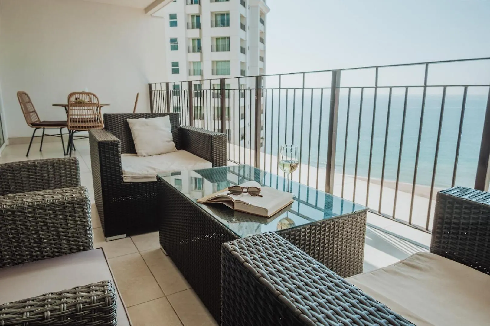 Grand Venetian Beachfront Condos Puerto Vallarta Apartman