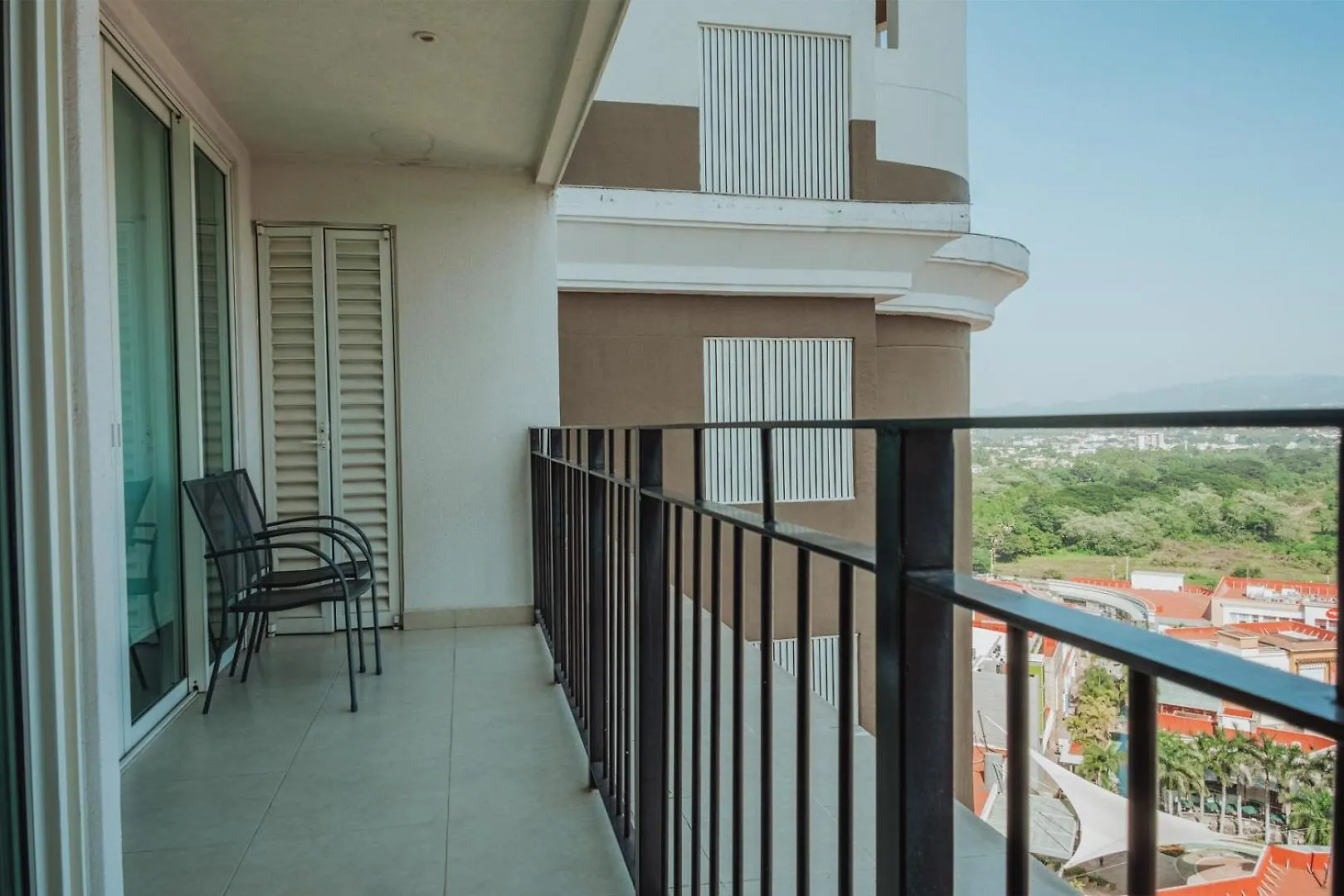 Grand Venetian Beachfront Condos Puerto Vallarta 0*,