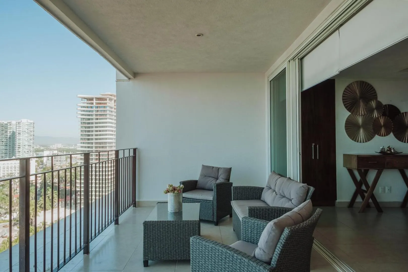 Grand Venetian Beachfront Condos Puerto Vallarta 0*,  Mexikó