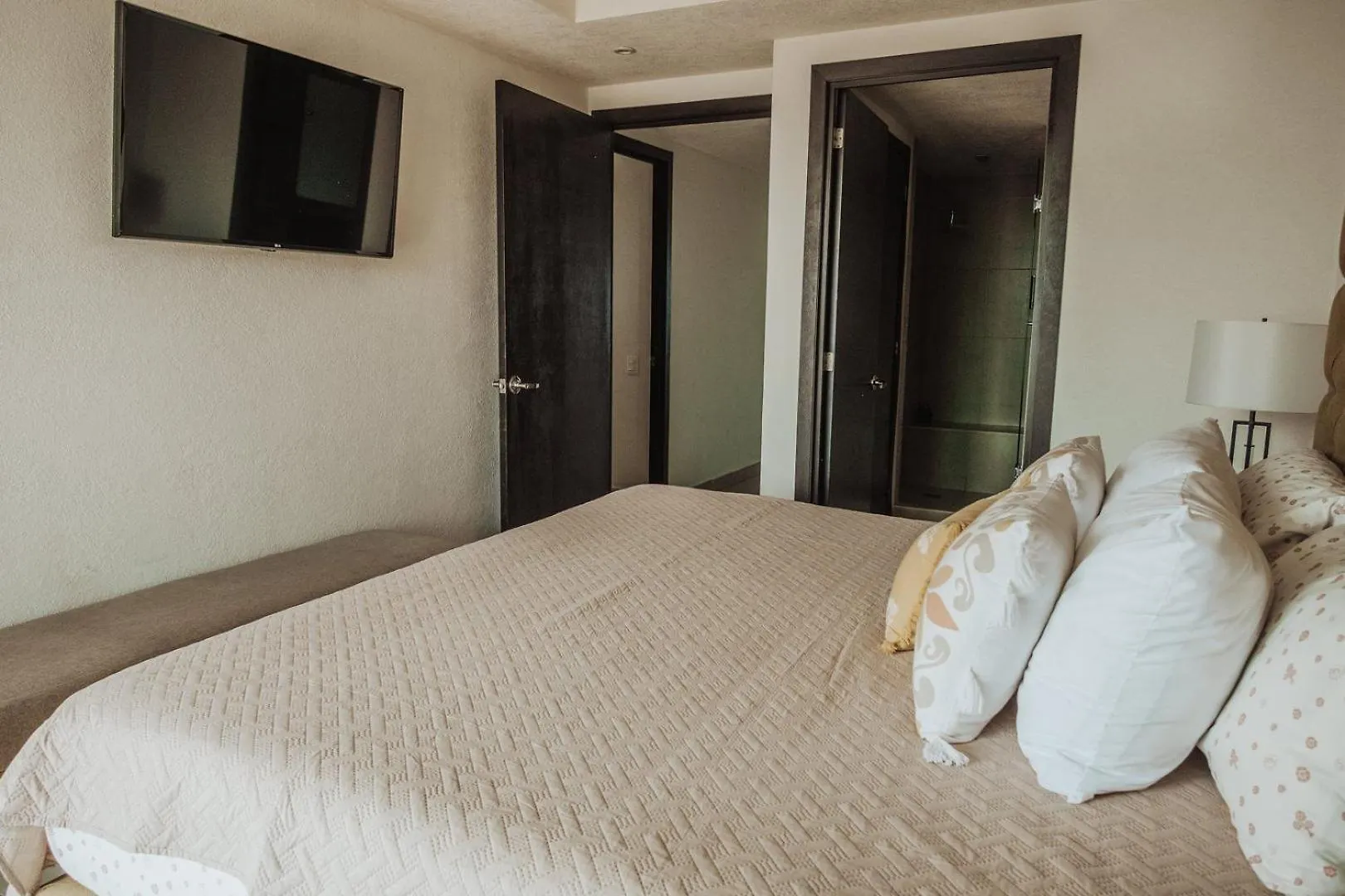 Grand Venetian Beachfront Condos Puerto Vallarta Apartment