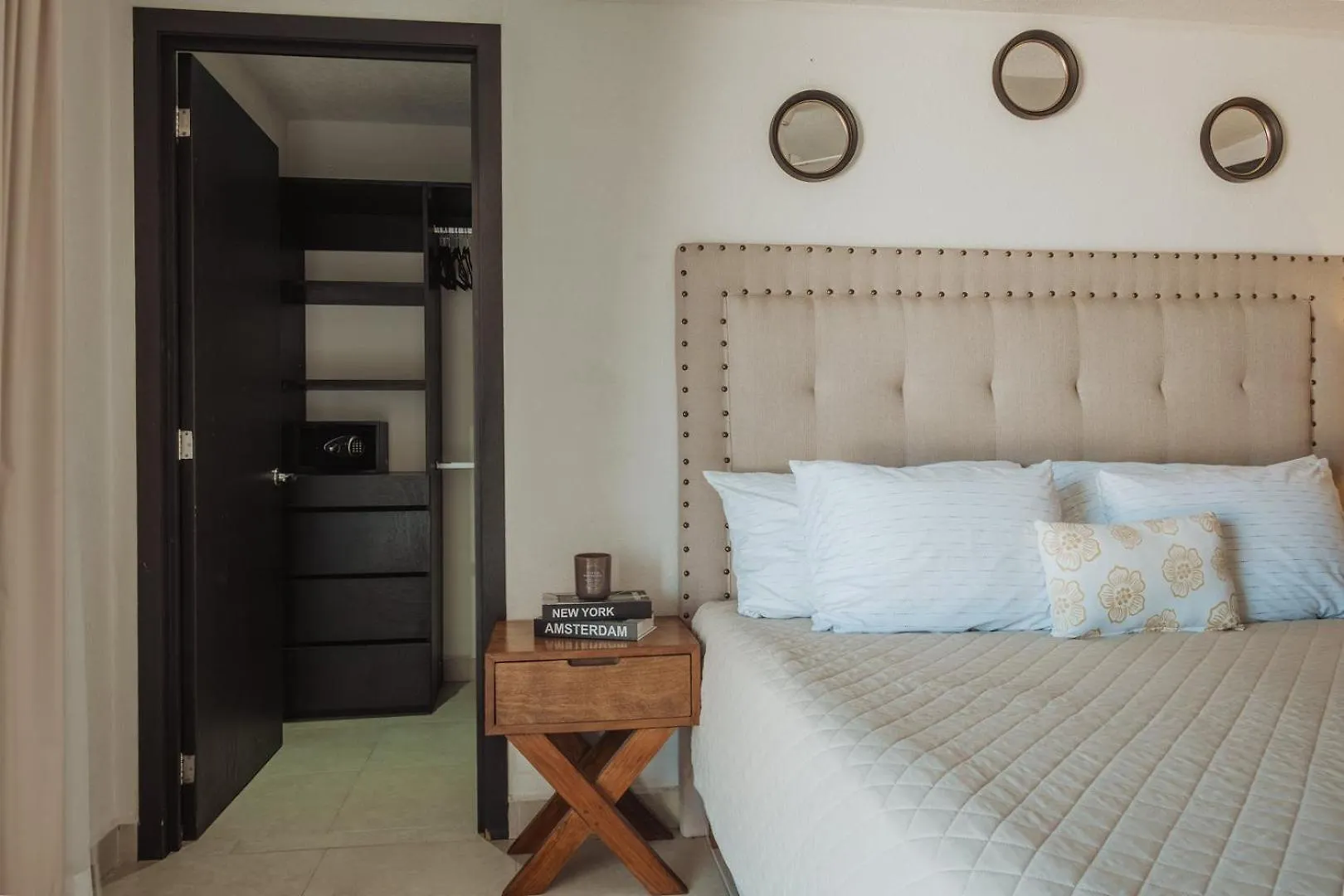 Grand Venetian Beachfront Condos Puerto Vallarta Mexico
